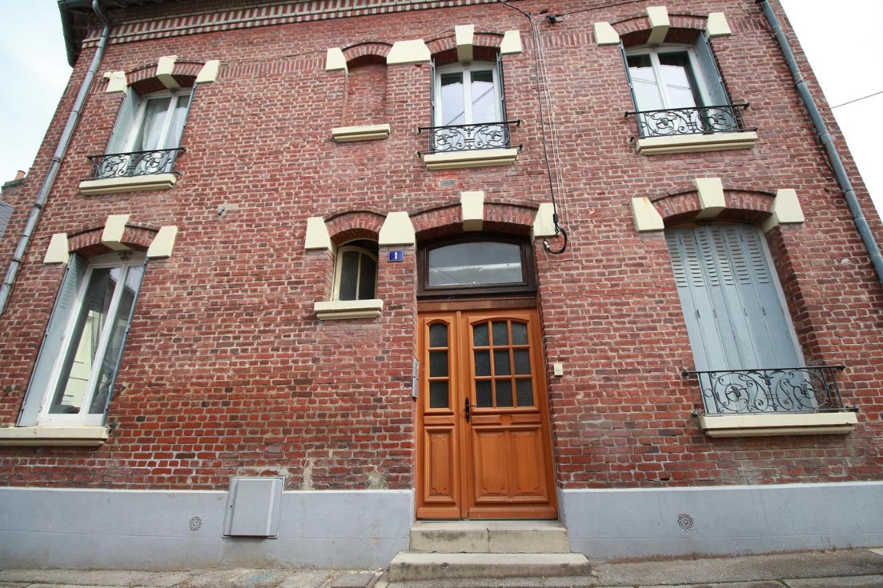 L'Athena Apartment La Fere Екстериор снимка